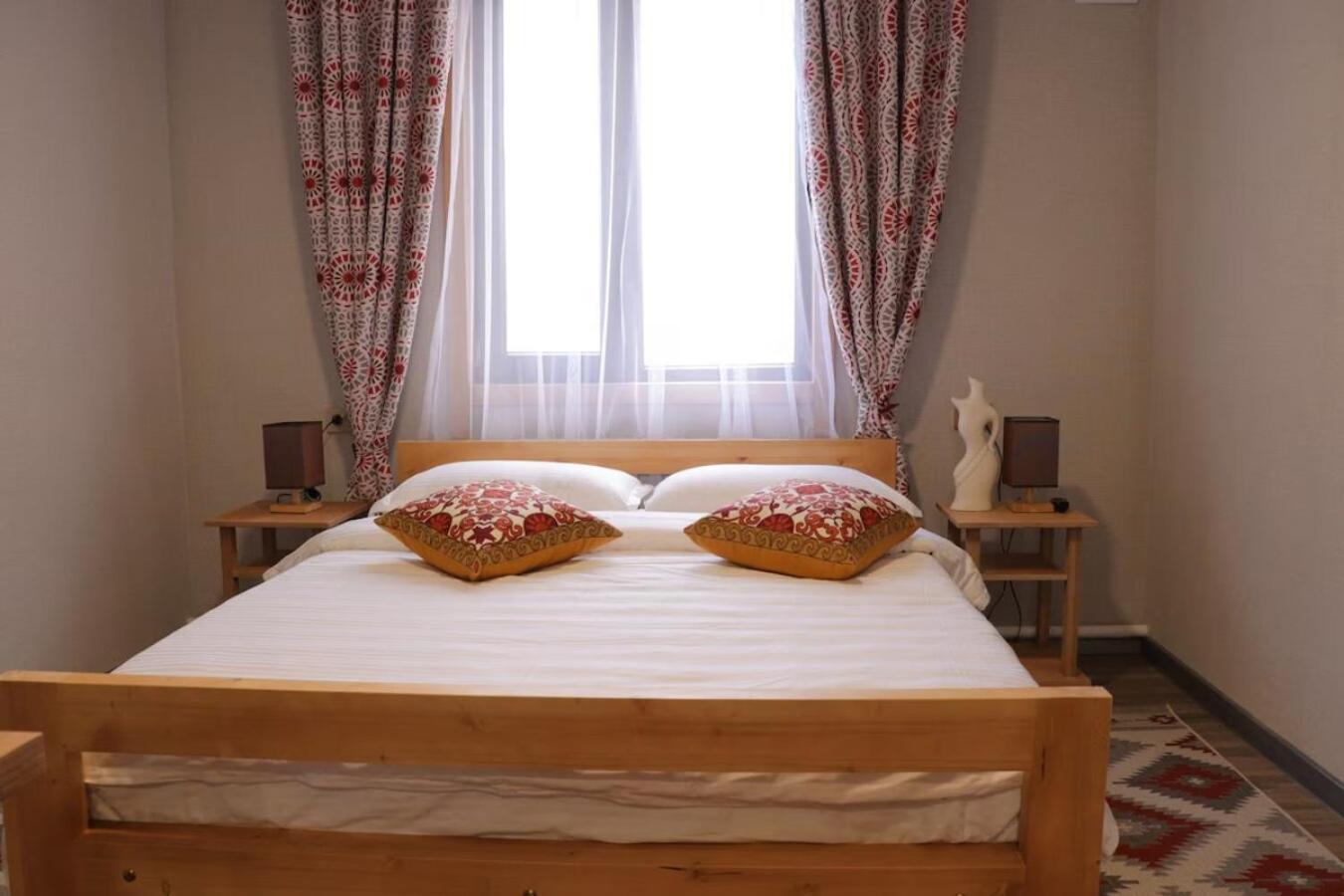Salamat Hotel Biškek Exteriér fotografie