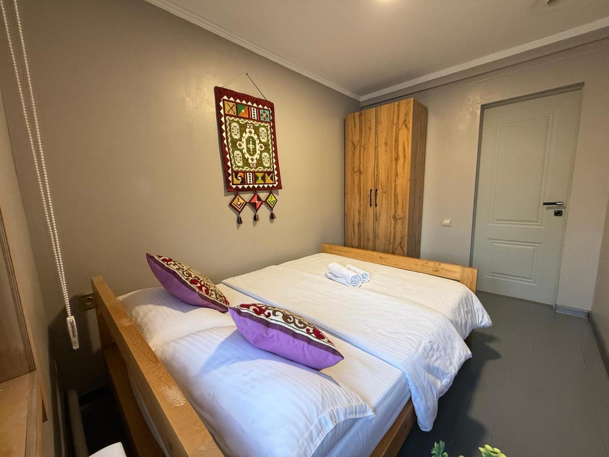 Salamat Hotel Biškek Exteriér fotografie